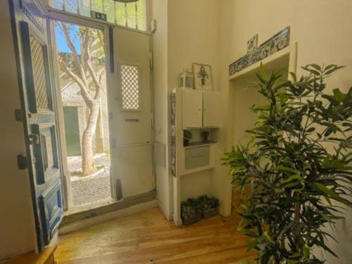 Historical Bica - 3 Bedroom Apartment Lissabon Buitenkant foto